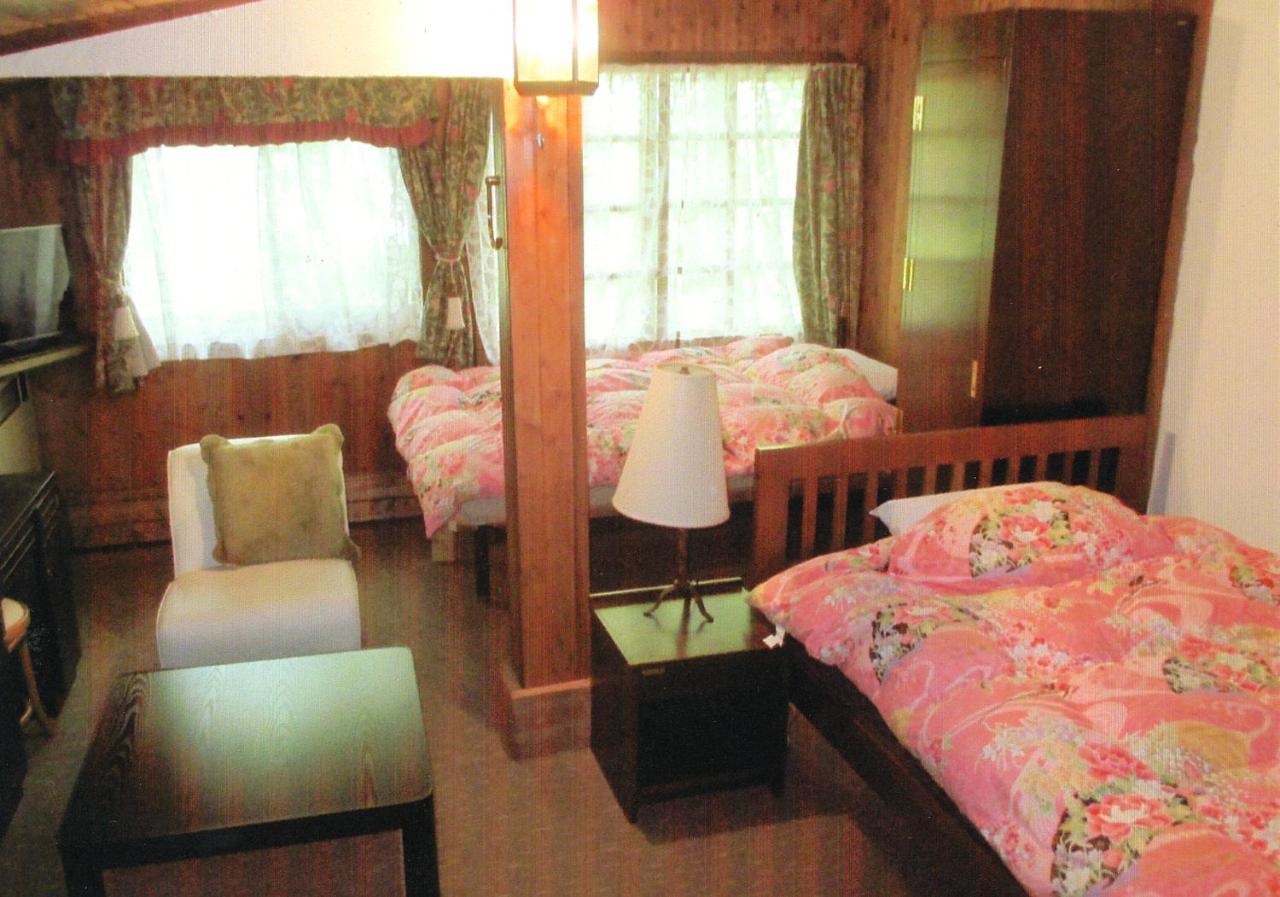 Pension Hakuba 70 Exterior photo